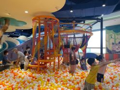 -MELAND CLUB亲子乐园•派对(虹桥万象城店)