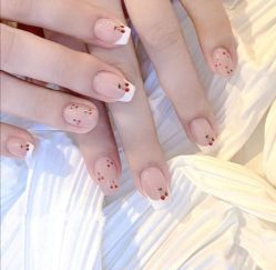 -悦指间美甲美睫
