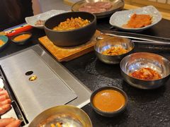 -臻牛烤肉