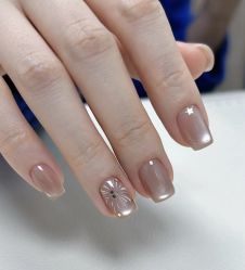 -桃色美甲沙龙