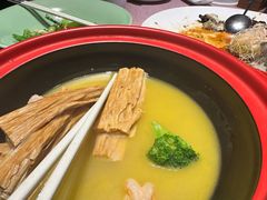 -荷栖小院·品质江西菜(红谷滩店)