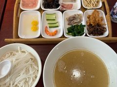 -建新园过桥米线(云纺店)