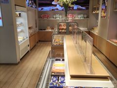 -好利来(靖江路店)