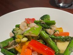 -MONICH牛排融合餐厅(和义大道购物中心店)