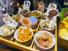 -菌自由丨野生菌火锅特色庭院餐厅(丽江古城店)
