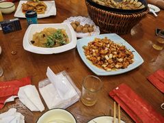 -华盛园卷子王农家菜水库鱼