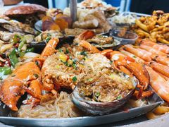 -日进一片海.生腌海鲜火锅.宵夜烧烤(三里屯总店)