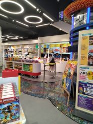 -乐高品牌旗舰店(人民广场店)