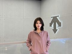 -王府井奥莱棋盘山小镇