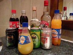 -西沃古尔·拉姆古兰爵士国际机场