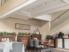 -大连长城大饭店(西安路地铁站店)