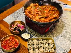 名品鸡爪-HOTISLAND海鸡岛(宝业路店)