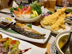 盐烧青花鱼-旺角里·榴莲鸡煲(兴华商场分店)