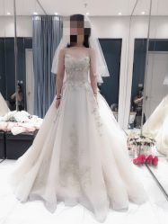 点击看大图 -GRACE KELLY婚纱与礼服(北京店)