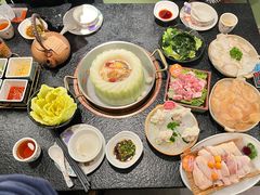 -得意咚瓜·顺德鱼生·冬瓜火锅(深圳首店)