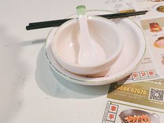 -雍哲港式餐厅(现代广场店)
