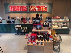 零售区-星巴克(深圳广电金融中心分店)