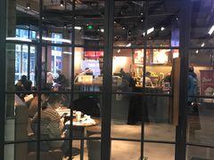 门面-星巴克(北京三里屯SOHO一店)