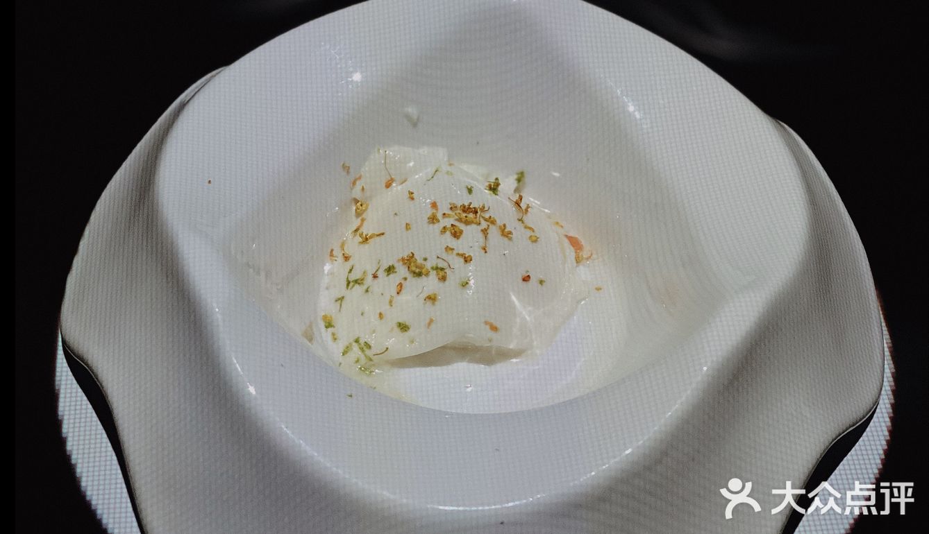 不能饿的肉｜米其林名菜加持的剧本杀