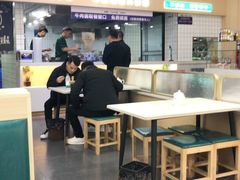 -京穆兰兰州牛肉面·清真(盛龙广场店)