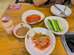 -喇喇排骨火锅·传统韩式脊骨汤(望京西园总店)