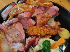 -LENBACH兰巴赫西餐啤酒坊(大连东港店)