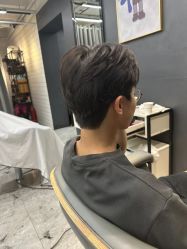 -藤野造型烫发染发