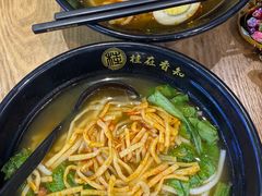 -桂在香知桂林米粉(红博中央公园店)