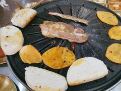 -胡悦里韩式烤肉(芝罘万达广场店)