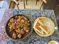 -八两八金·莱芜特色炒鸡(市南漳浦路店)