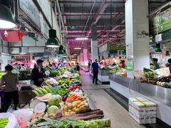 -三亚新鸿港水果一级批发市场