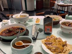 -江城小馆陕南妈妈菜·全球旅行餐厅(钟楼店)