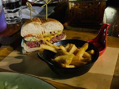 -Pistolera Mexican Cantina女枪手墨西哥餐厅(碧云路店)