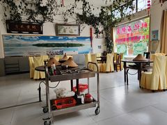 大堂-姚记抚仙湖石锅鱼庄