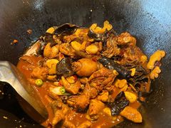招牌菜柴火鸡-潭州老友灶台鸡·竹屋老灶(光明E城店)