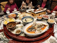 -蔼若春.传承三十年云南菜(金碧公园店)