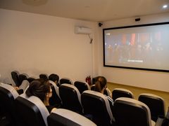 -嘿哟动霸CHUA·新潮玩运动娱乐中心·蹦床滑冰团建乐园