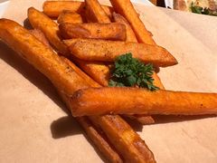 -JINNS锦时 steak&pizza(浸信会礼拜堂旧址店)
