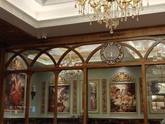 -秘密旅行Bonjour(黑金冠 江南西店)