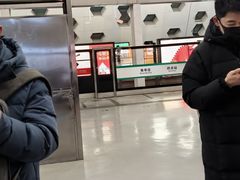 -朱辛庄(地铁站)