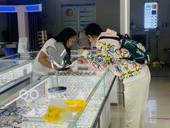 -华北眼镜城(站前街店)