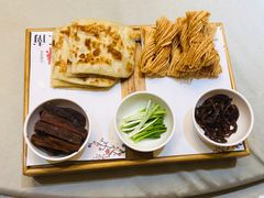 -鸭王烤鸭店(三里河店)
