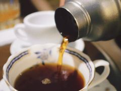 -Café Monson