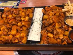 -肥肥虾庄·金牌油焖大虾(杨园滨江时代walk店)
