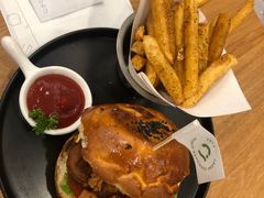 -龙治汉堡(中华城店)