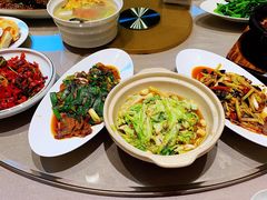 家乡回锅肉-辣螃铠盆盆蟹大排档(海昌店)