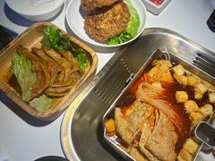 -九鼎轩脆毛肚火锅(南京东路店)