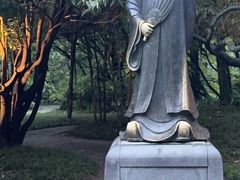 -三妹小龙虾·黄油蟹(华侨城总店)