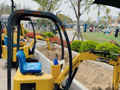 -季高兔窝窝亲子园(上海薰衣草公园店)