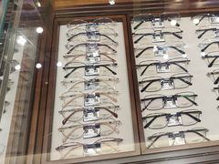 -博士眼镜(沙井京基百纳广场店)